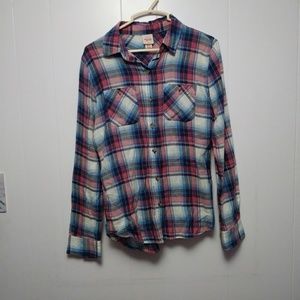 Lightweight flannel shirt